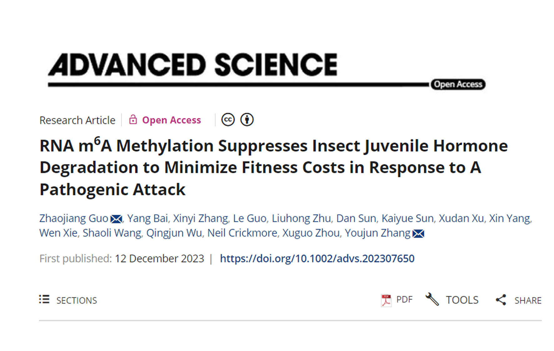 RNA m6A methylation suppresses insect juvenile hormone degradation to minimize fitness costs in response to a pathogenic attack