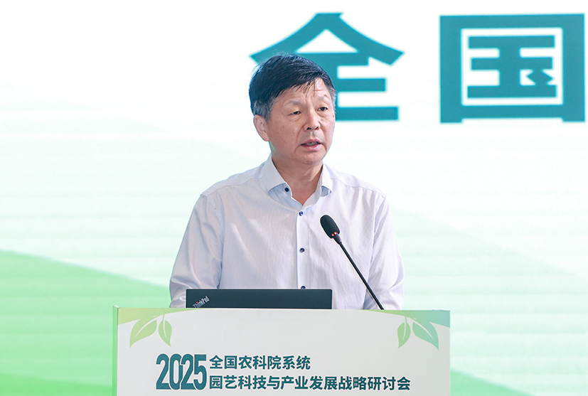 3-王积军总农艺师讲话.jpg